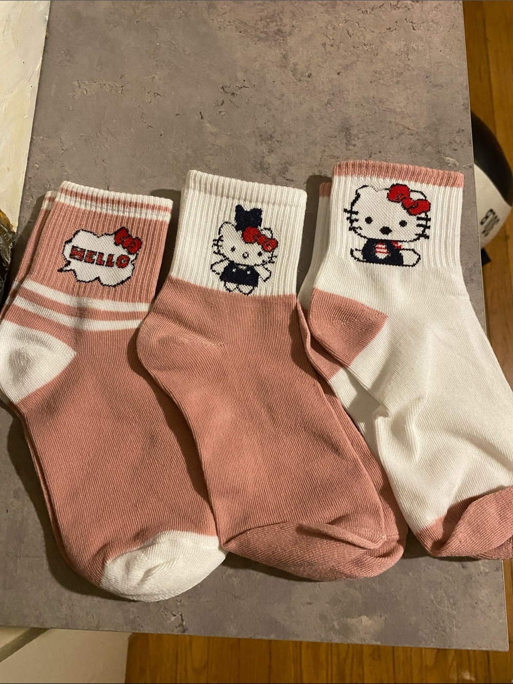 Hello Kitty Socks (3 Pairs)